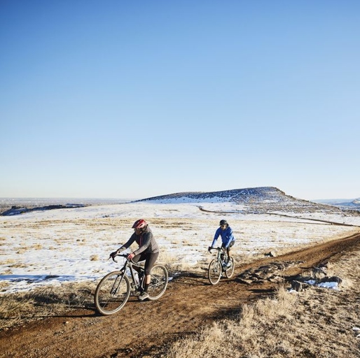 Cycling in the winter has many benefits, including getting a great workout and staying warm.