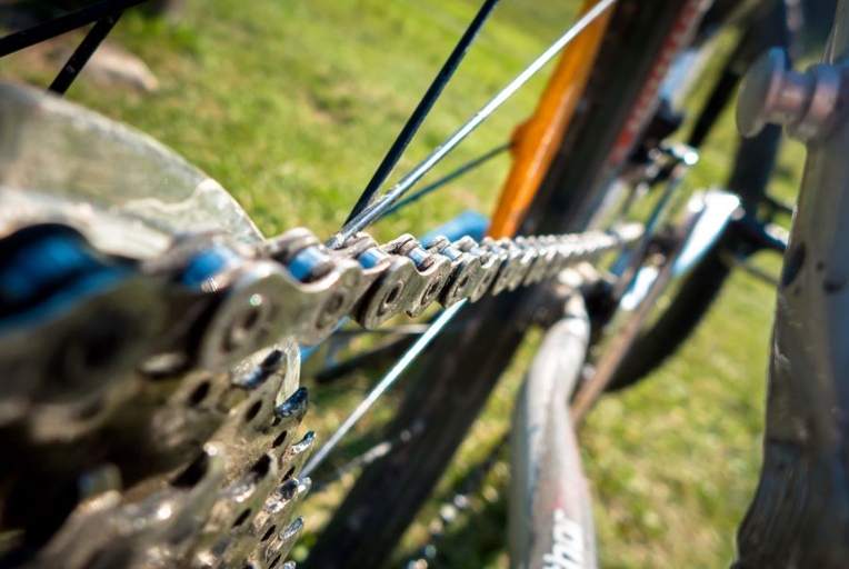 If your bike chain is slipping, it could be due to one of these 10 reasons.